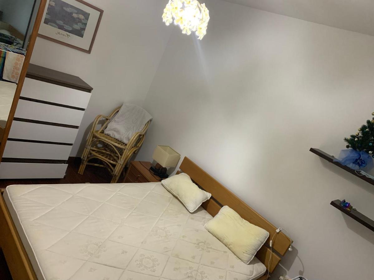 Apartment With Swimmingpool, Seaview And Large Terrace, 1St Floor, Min 2 Persons Dobrota Exterior photo